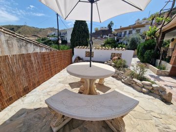 1220-village-house-for-sale-in-vinuela-39181-