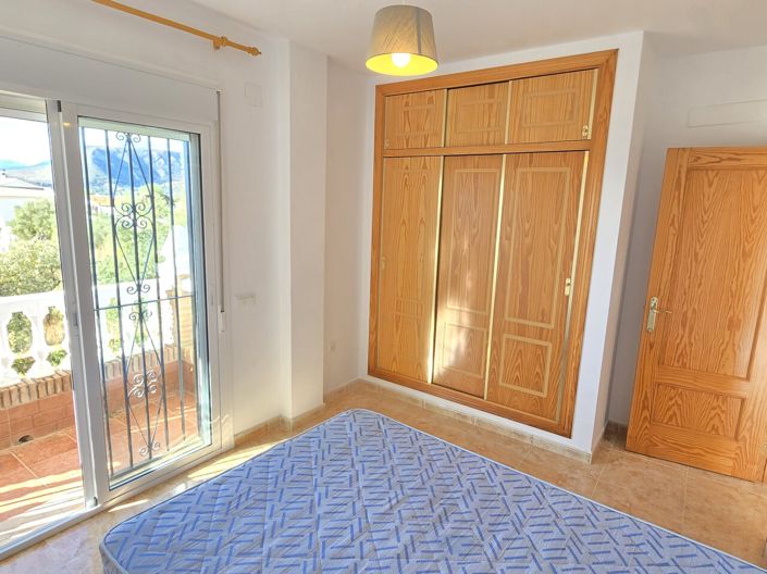 Image No.25-Villa de 3 chambres à vendre à Alcaucín