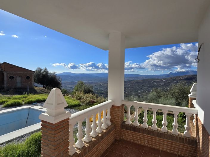Image No.10-3 Bed Villa for sale