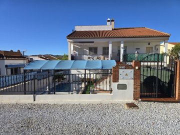 742-village-house-for-sale-in-puente-don-manu