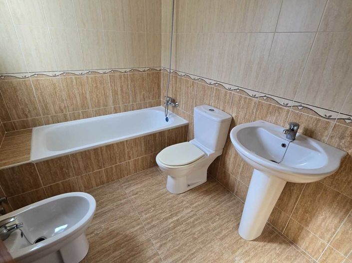 Image No.12-3 Bed Village House for sale