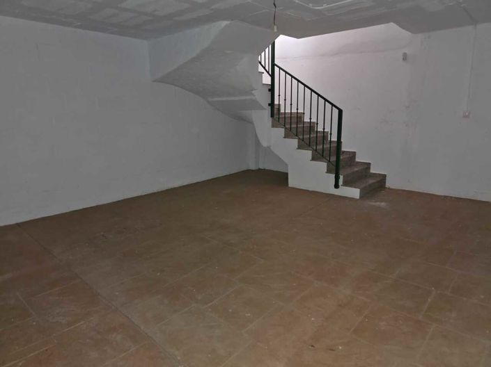 Image No.23-3 Bed Village House for sale