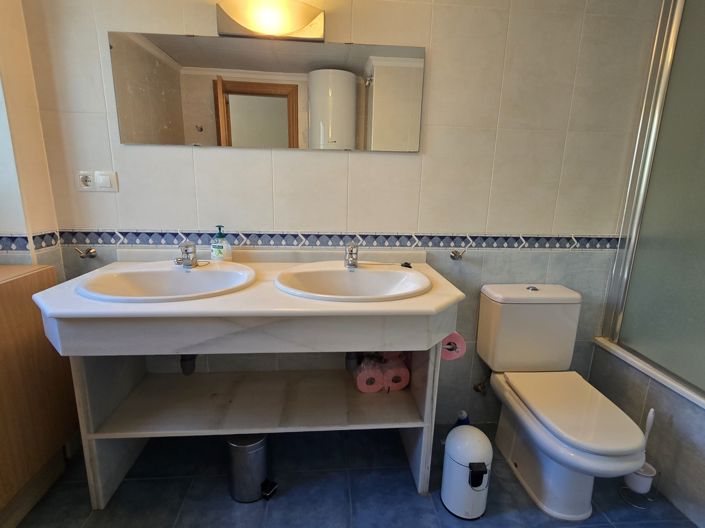 Image No.26-2 Bed Apartment for sale