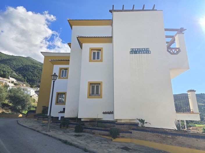 Image No.31-2 Bed Apartment for sale