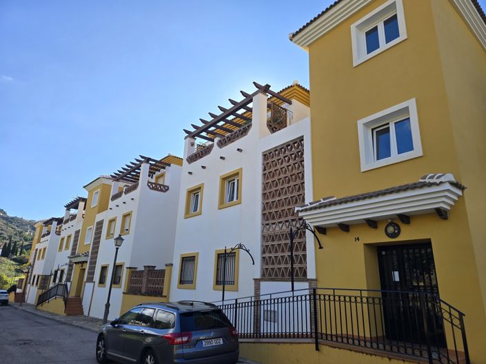 Image No.24-1 Bed Apartment for sale