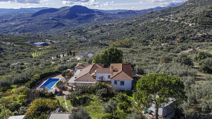 Image No.5-6 Bed Villa for sale