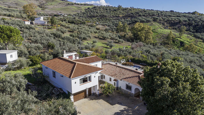 Image No.8-6 Bed Villa for sale