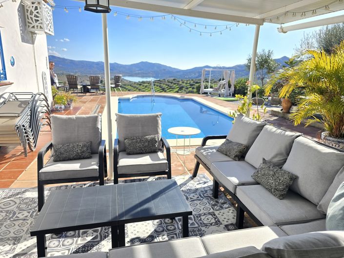 Image No.11-3 Bed Villa for sale