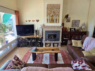 1411-villa-for-sale-in-la-vinuela-50938-large