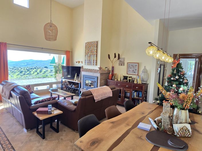 Image No.8-3 Bed Villa for sale