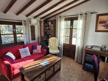 1412-villa-for-sale-in-alcaucin-51006-large