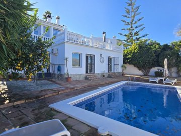 1413-villa-for-sale-in-vinuela-51172-large