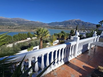 1413-villa-for-sale-in-vinuela-51130-large