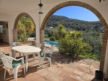 1415-villa-for-sale-in-alcaucin-51221-large