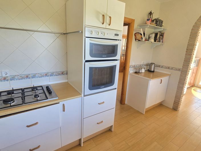 Image No.6-5 Bed Villa for sale