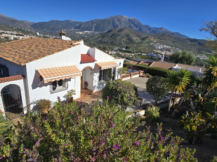 Image No.25-2 Bed Villa for sale