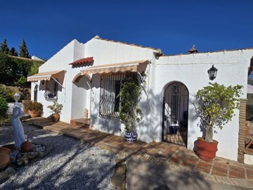1414-villa-for-sale-in-vinuela-51189-large