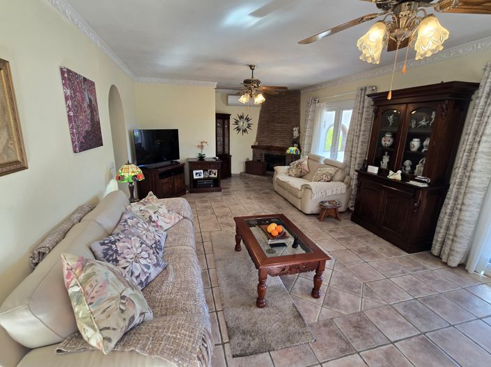 Image No.8-2 Bed Villa for sale