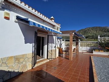1416-villa-for-sale-in-vinuela-51293-large