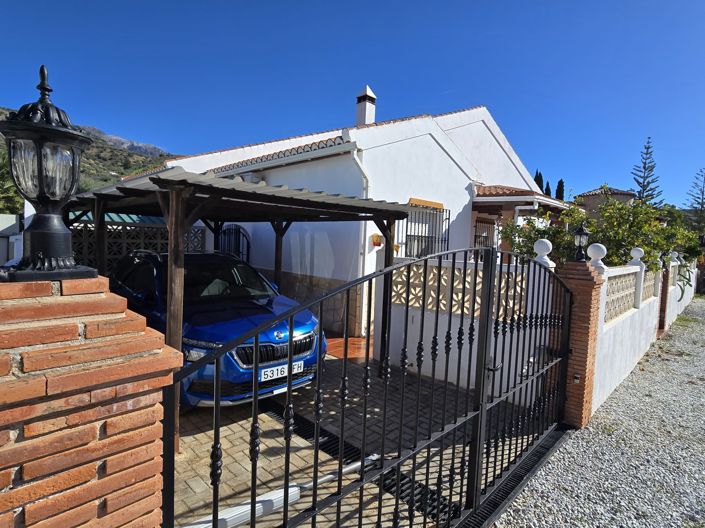 Image No.27-3 Bed Villa for sale