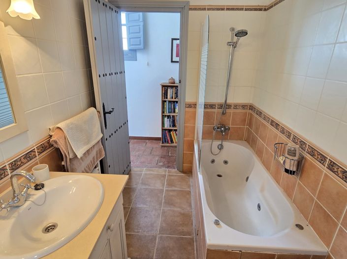 Image No.42-Villa de 3 chambres à vendre à Alcaucín