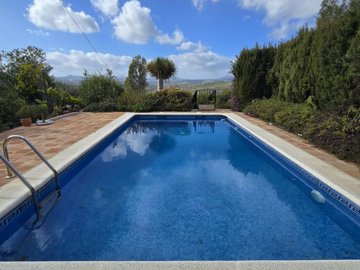 1417-villa-for-sale-in-alcaucin-51448-large