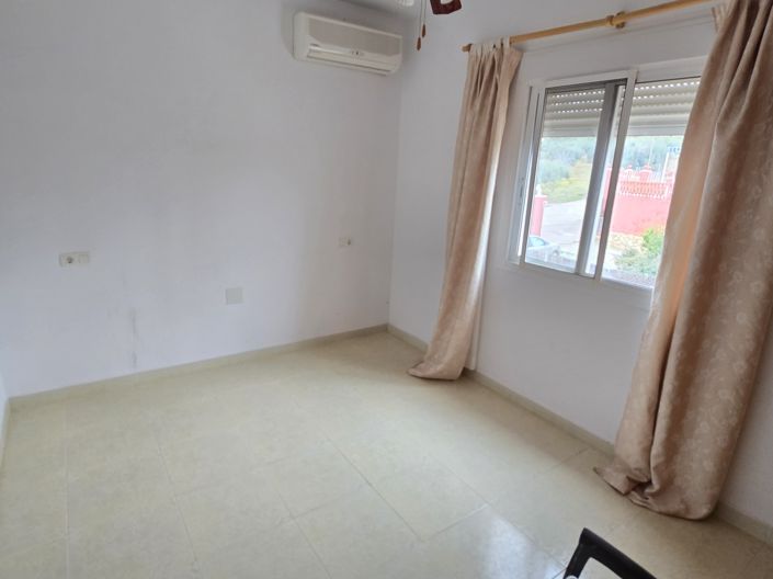 Image No.13-2 Bed Villa for sale