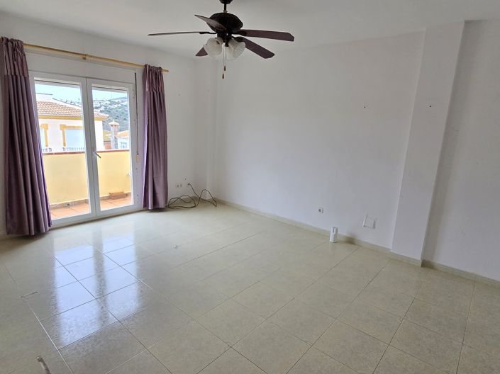 Image No.17-2 Bed Villa for sale