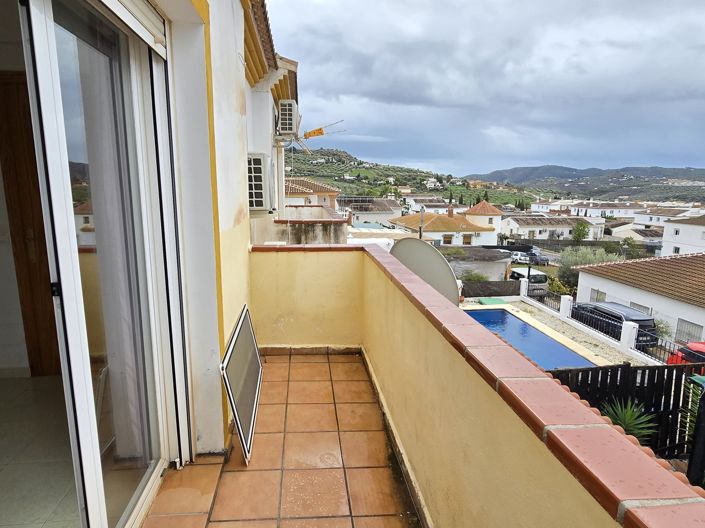 Image No.3-2 Bed Villa for sale