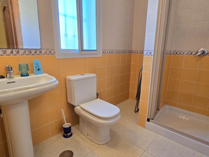 Image No.39-2 Bed Villa for sale