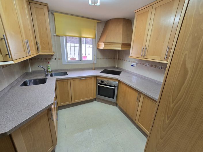 Image No.4-2 Bed Villa for sale