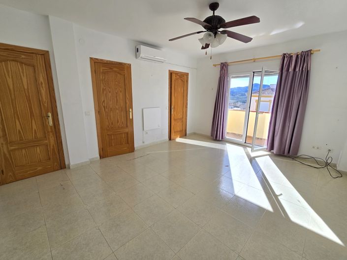 Image No.46-2 Bed Villa for sale