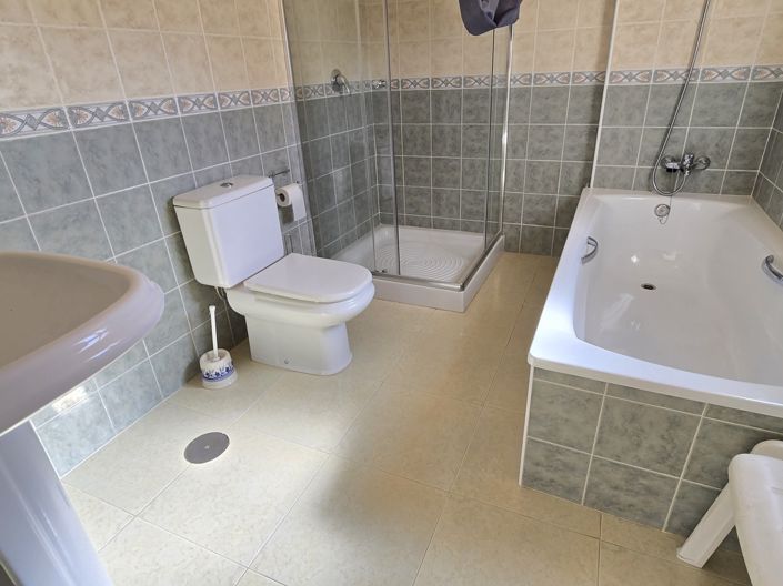 Image No.50-2 Bed Villa for sale