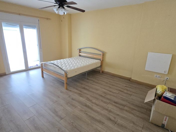 Image No.9-2 Bed Villa for sale