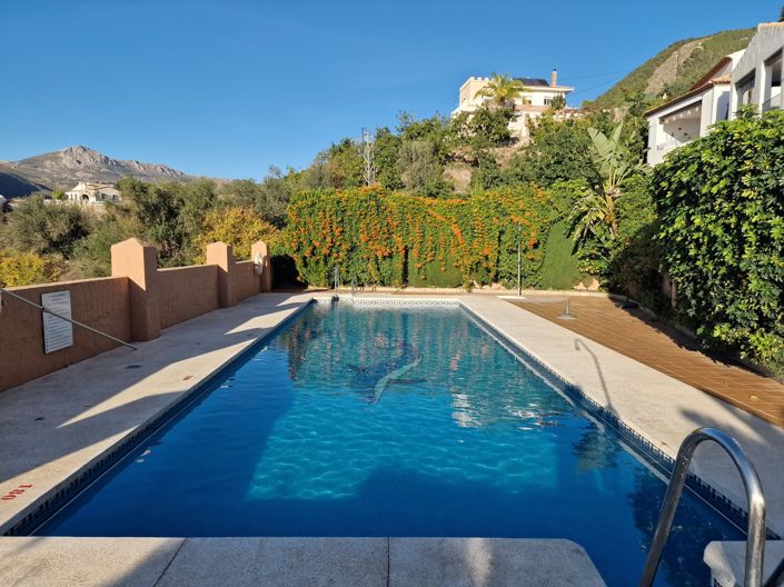 Image No.15-3 Bed Village House for sale