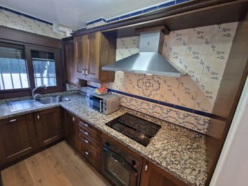 1244-village-house-for-sale-in-alcaucin-40685