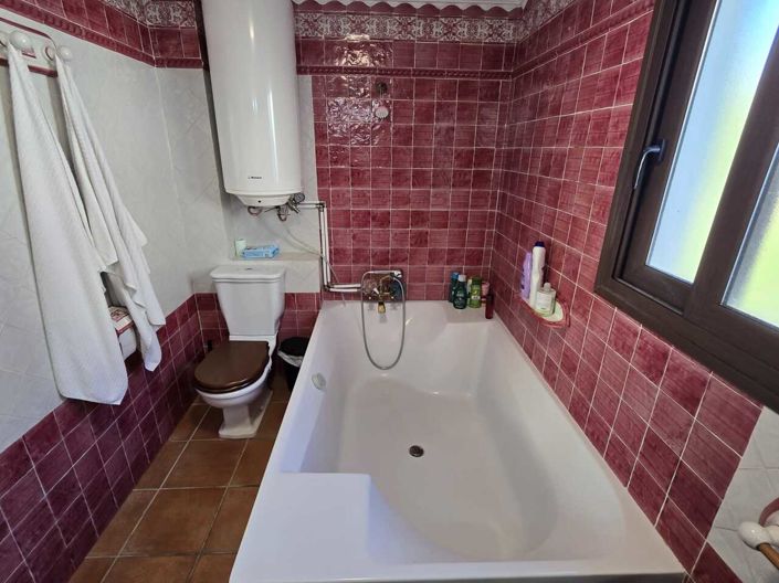 Image No.23-3 Bed Village House for sale