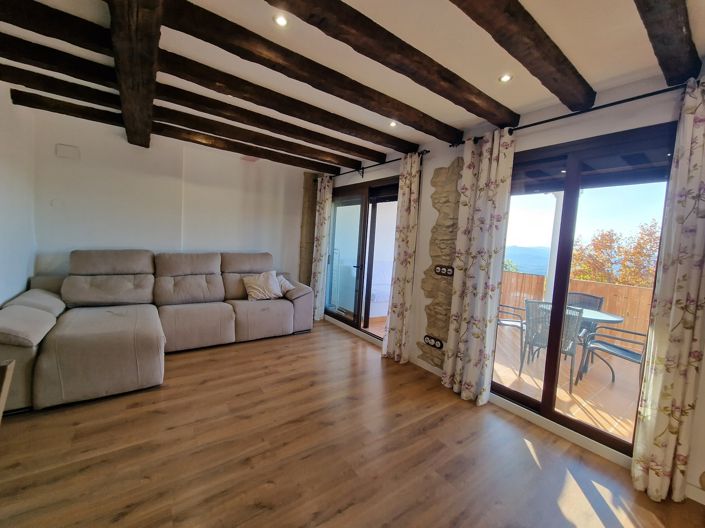 Image No.28-3 Bed Village House for sale