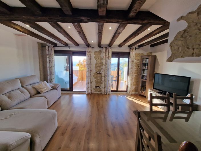 Image No.29-3 Bed Village House for sale