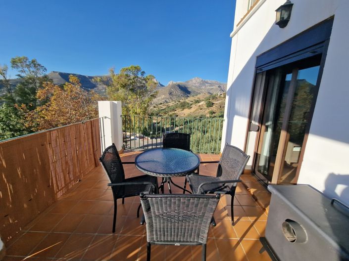 Image No.5-3 Bed Village House for sale