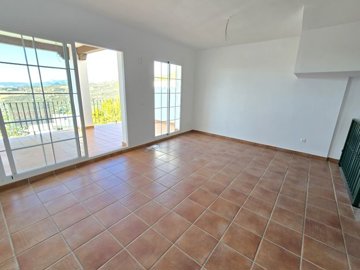 1421-village-house-for-sale-in-alcaucin-51526