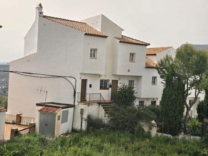 Image No.27-3 Bed Village House for sale