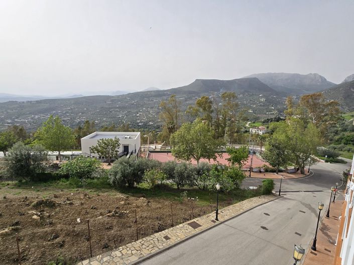 Image No.29-3 Bed Village House for sale