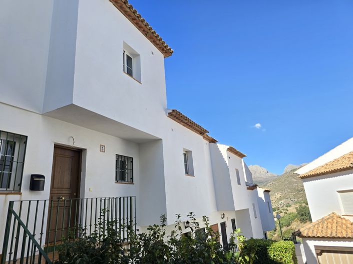 Image No.32-3 Bed Village House for sale