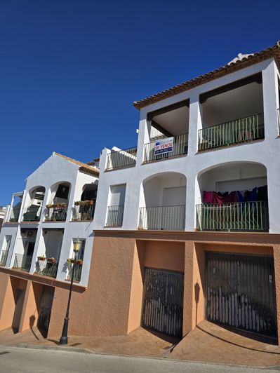 Image No.33-3 Bed Village House for sale