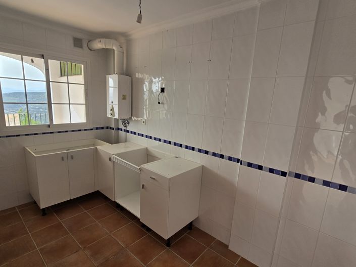 Image No.9-3 Bed Village House for sale