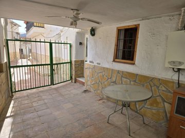 1404-village-house-for-sale-in-vinuela-50524-