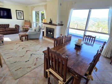 1420-villa-for-sale-in-vinuela-51700-large