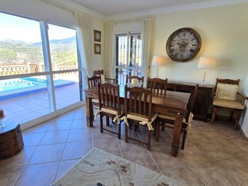 1420-villa-for-sale-in-vinuela-51701-large