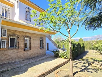 1420-villa-for-sale-in-vinuela-51760-large